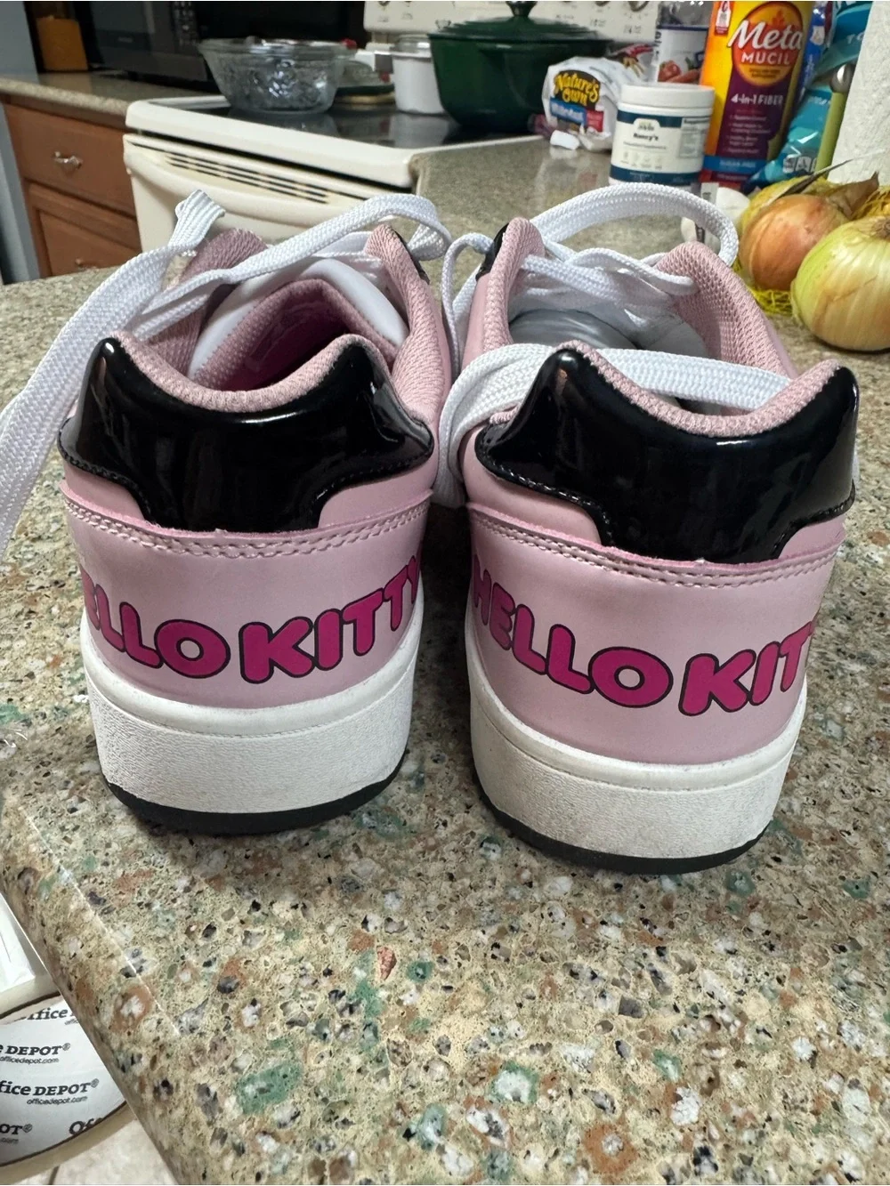 Hello Kitty Pink Womens 9 Lace-Up Sneakers